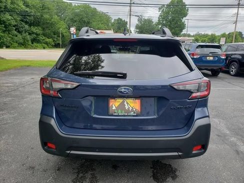 Used 2023 Subaru Outback Onyx Edition AWD/4WD image 4