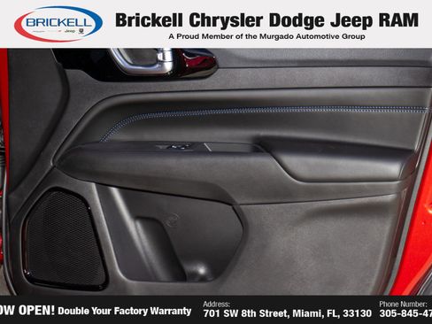 New 2026 Jeep Compass Latitude image 9