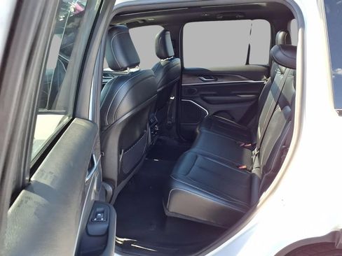 Used 2024 Jeep Grand Cherokee Limited 4xe AWD/4WD image 24