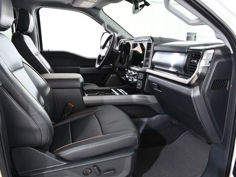 New 2026 Ford F350 Lariat w/ Black Appearance Package image 10