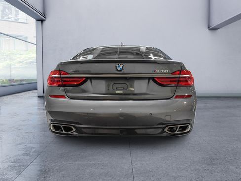 Used 2018 BMW M760i xDrive AWD/4WD image 6