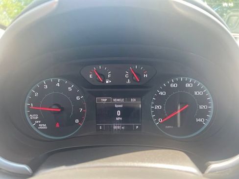 Used 2023 Chevrolet Malibu LT FWD image 12