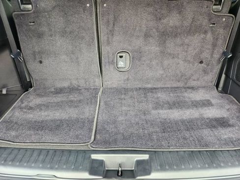 Used 2023 Toyota Highlander XSE FWD image 33