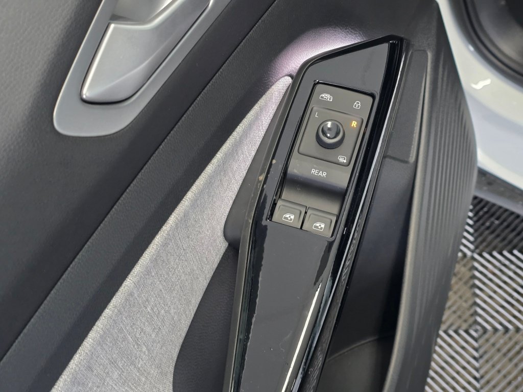 New 2026 Volkswagen ID.4 Pro AWD/4WD image 19