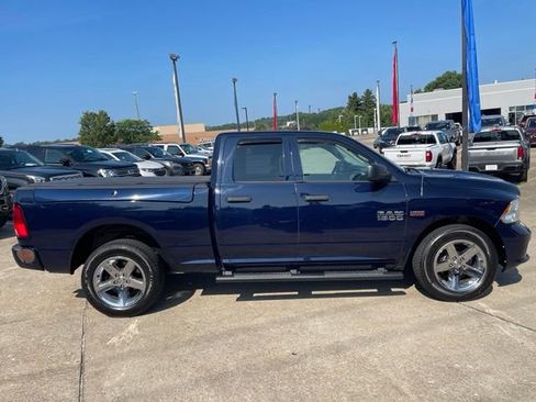 Used 2018 RAM 1500 Express AWD/4WD image 7