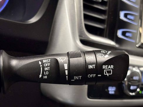 Used 2015 Toyota Highlander Plus AWD/4WD image 37