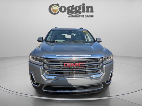 Used 2023 GMC Acadia SLT w/ Preferred Package image 8