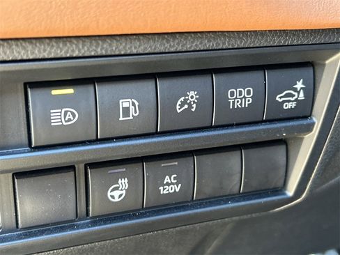 Used 2022 Toyota Tundra 1794 Edition image 33