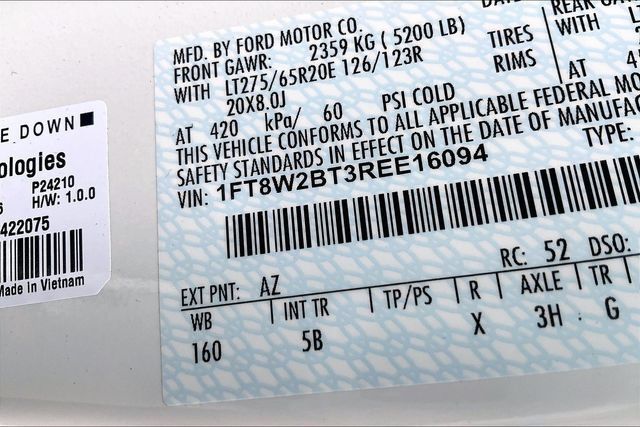 Used 2024 Ford F250 Lariat w/ Sport Appearance Package AWD/4WD image 36