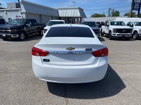 Used 2018 Chevrolet Impala LT w/ LT Convenience Package FWD image 5