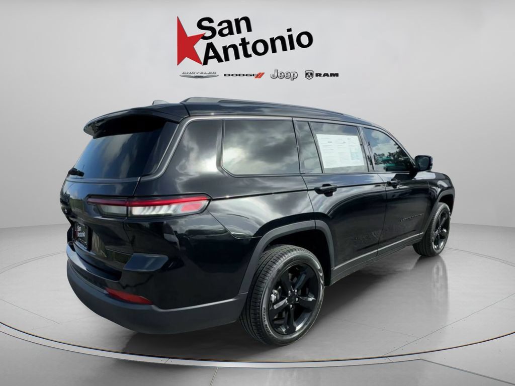 Used 2026 Jeep Grand Cherokee L Limited w/ Limited Altitude Package RWD image 15