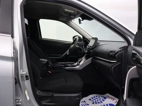 Used 2024 Mitsubishi Eclipse Cross LE AWD/4WD image 17