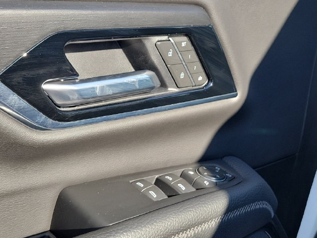 Certified 2025 GMC Yukon Denali AWD/4WD image 26