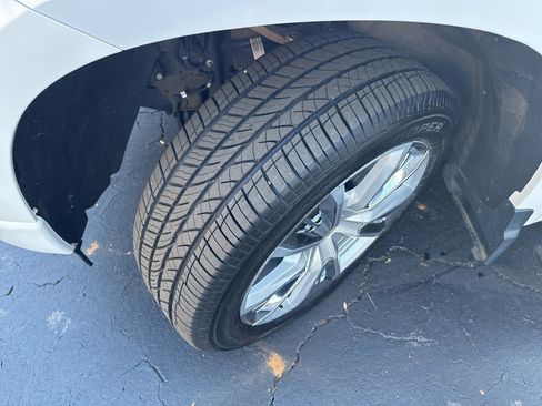 Used 2023 Chevrolet Silverado 1500 High Country w/ High Country Premium Package image 19