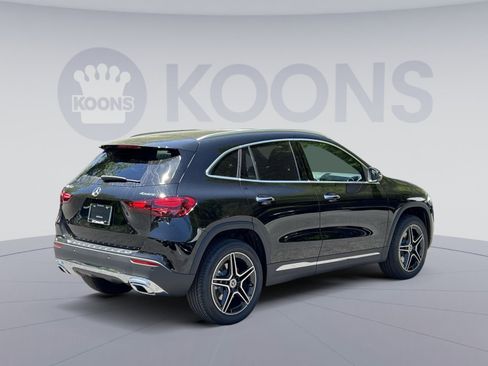 New 2026 Mercedes-Benz GLA 250 4MATIC image 11