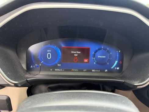 Used 2021 Ford Escape SEL w/ Technology Package FWD image 14