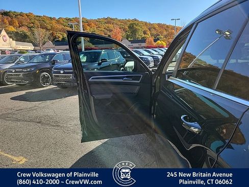 Certified 2021 Volkswagen Atlas SE w/ Panoramic Sunroof Package image 26