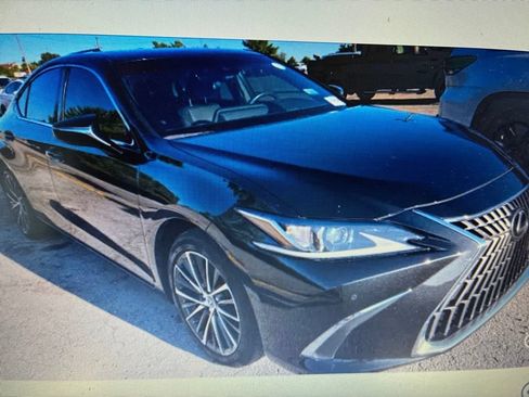 Used 2022 Lexus ES 350 w/ Premium Package FWD image 5
