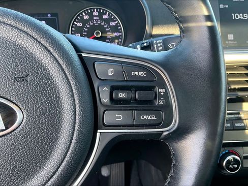 Used 2017 Kia Optima EX image 21