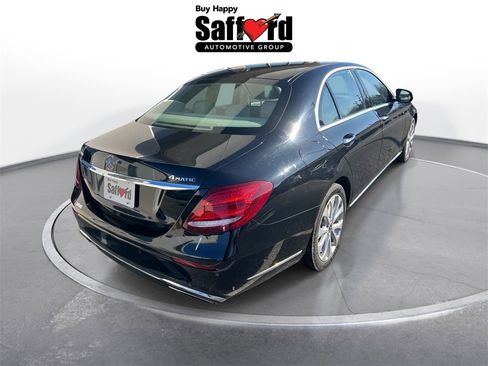 Used 2018 Mercedes-Benz E 300 4MATIC image 15