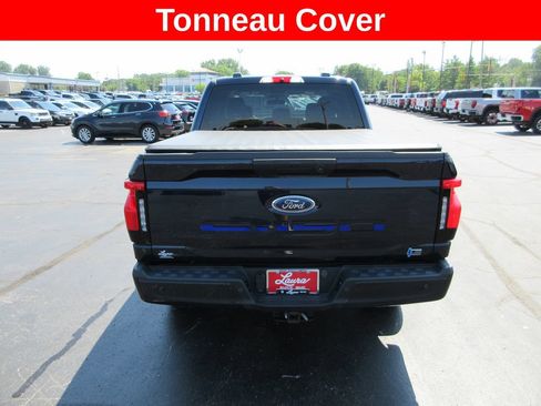 Used 2022 Ford F150 Lightning XLT AWD/4WD image 8