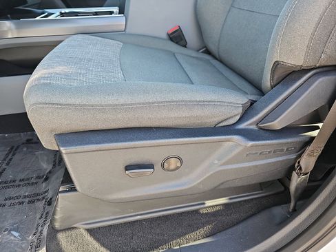 Used 2023 Ford F250 XLT w/ FX4 Off-Road Package image 15