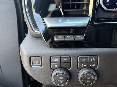 New 2026 Chevrolet Silverado 1500 High Country w/ Midnight Edition AWD/4WD image 20