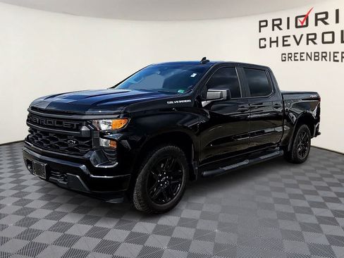 Used 2023 Chevrolet Silverado 1500 Custom AWD/4WD image 4