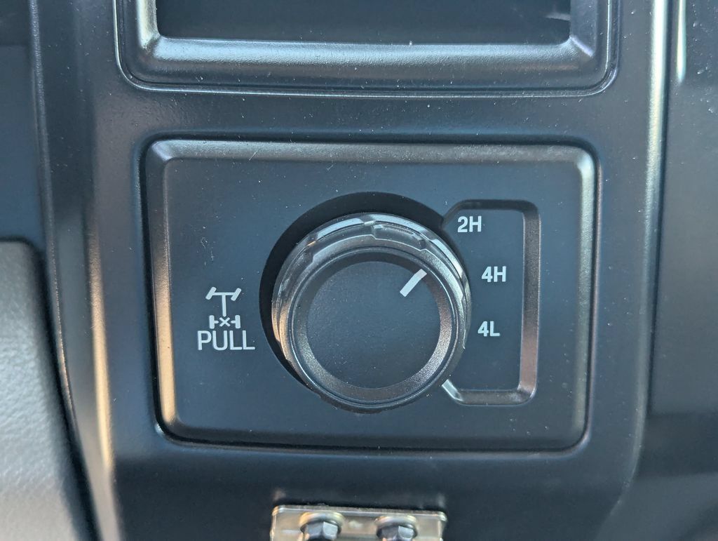 Used 2017 Ford F150 XL w/ XL Power Equipment Group AWD/4WD image 18