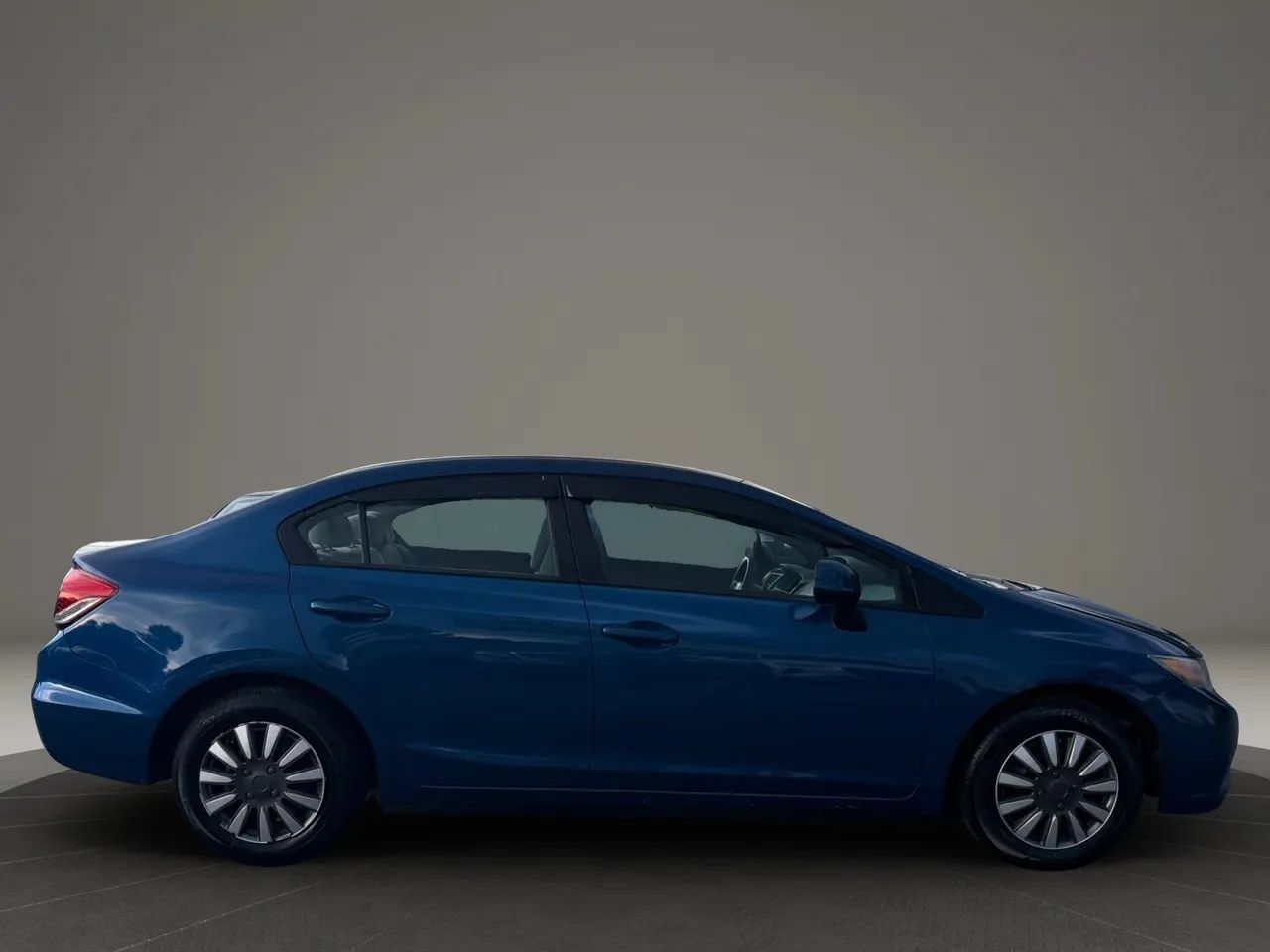 Used 2013 Honda Civic LX image 4