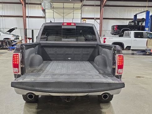 Used 2015 RAM 1500 Laramie w/ Convenience Group image 12