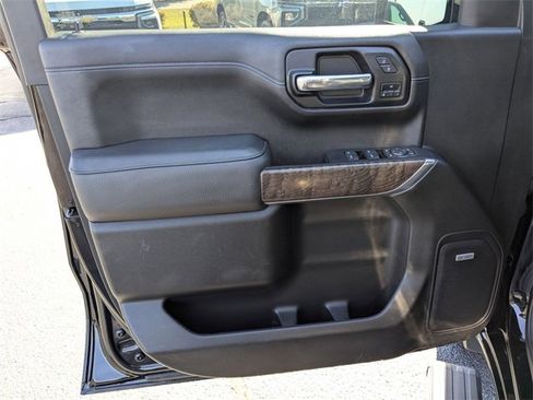 Used 2021 GMC Sierra 1500 Denali w/ Denali Ultimate Package image 11