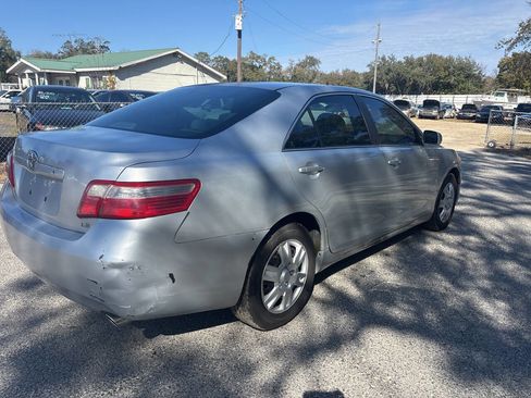 Used 2007 Toyota Camry LE image 6