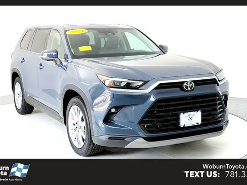 Used 2024 Toyota Grand Highlander AWD image 1