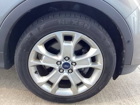 Used 2014 Ford Escape Titanium w/ Equipment Group 401A AWD/4WD image 9