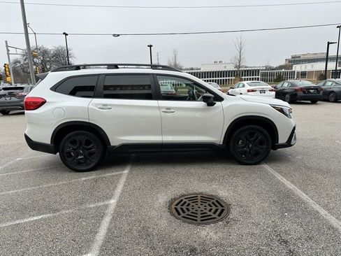 Used 2024 Subaru Ascent Onyx Edition Limited image 5