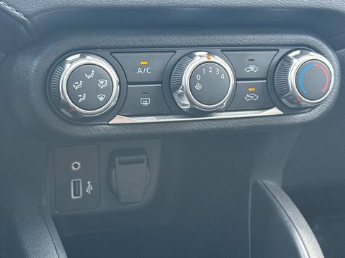 Certified 2025 Nissan Versa S w/ Trunk Package FWD image 22