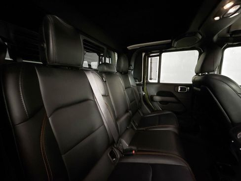 Used 2022 Jeep Gladiator Mojave w/ LED Lighting Group AWD/4WD image 40