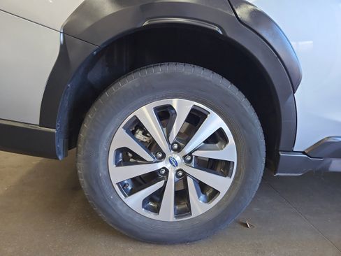 Certified 2025 Subaru Outback Premium image 24