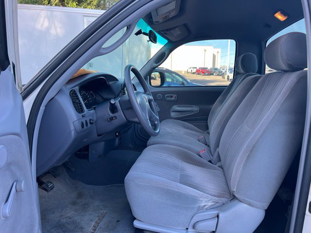 Used 2001 Toyota Tundra SR5 w/ All Weather Guard Pkg AWD/4WD image 25