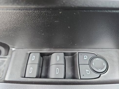 Certified 2024 GMC Canyon Elevation w/ Elevation Premium Package image 31