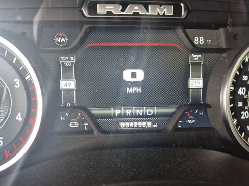 Used 2024 RAM 2500 Laramie image 8