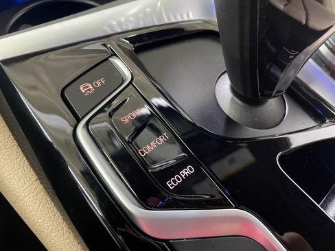 Used 2017 BMW 530i image 24