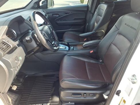 Used 2023 Honda Ridgeline Black Edition image 9
