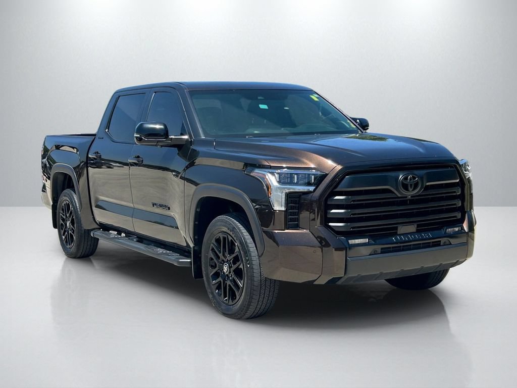 Used 2025 Toyota Tundra Limited AWD/4WD image 3