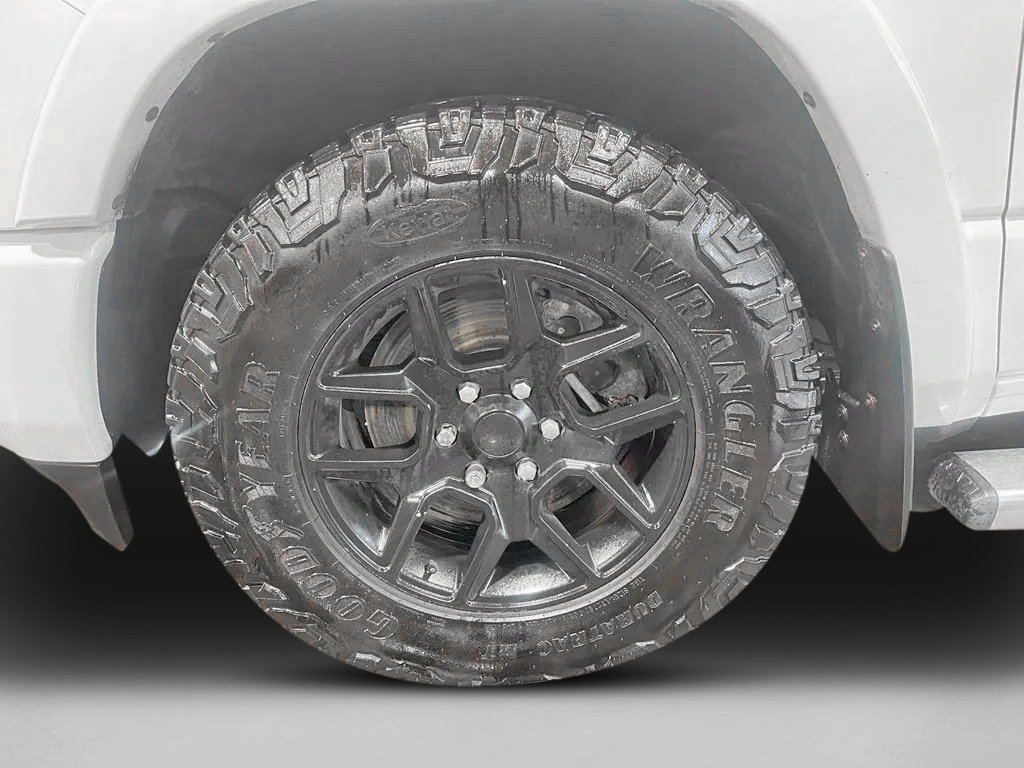 Used 2022 RAM 1500 Limited w/ Body-Colour Bumper Group AWD/4WD image 14