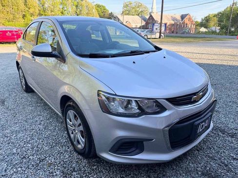 Used 2017 Chevrolet Sonic LS image 7