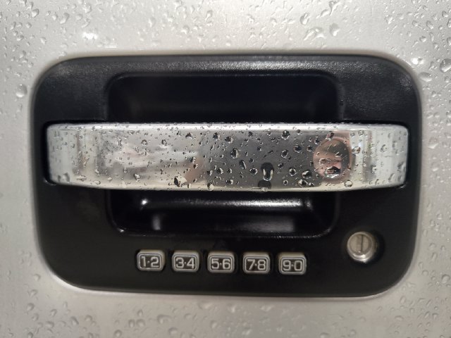Used 2011 Ford F150 XLT w/ XLT Chrome Pkg AWD/4WD image 10