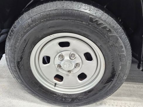 Used 2018 RAM 1500 Tradesman w/ Popular Equipment Group image 8