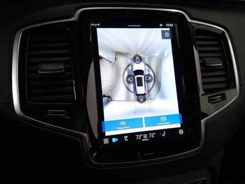 Used 2023 Volvo XC90 T8 Ultimate w/ Lounge Package image 33